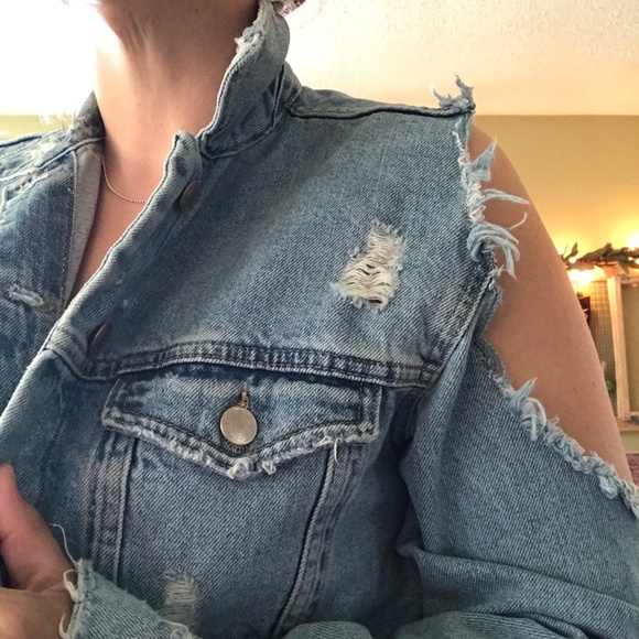 ZARA Distressed Denim Jacket - Picture 1 of 5